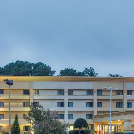 Отель La Quinta By Wyndham Atlanta Розуэлл Экстерьер фото